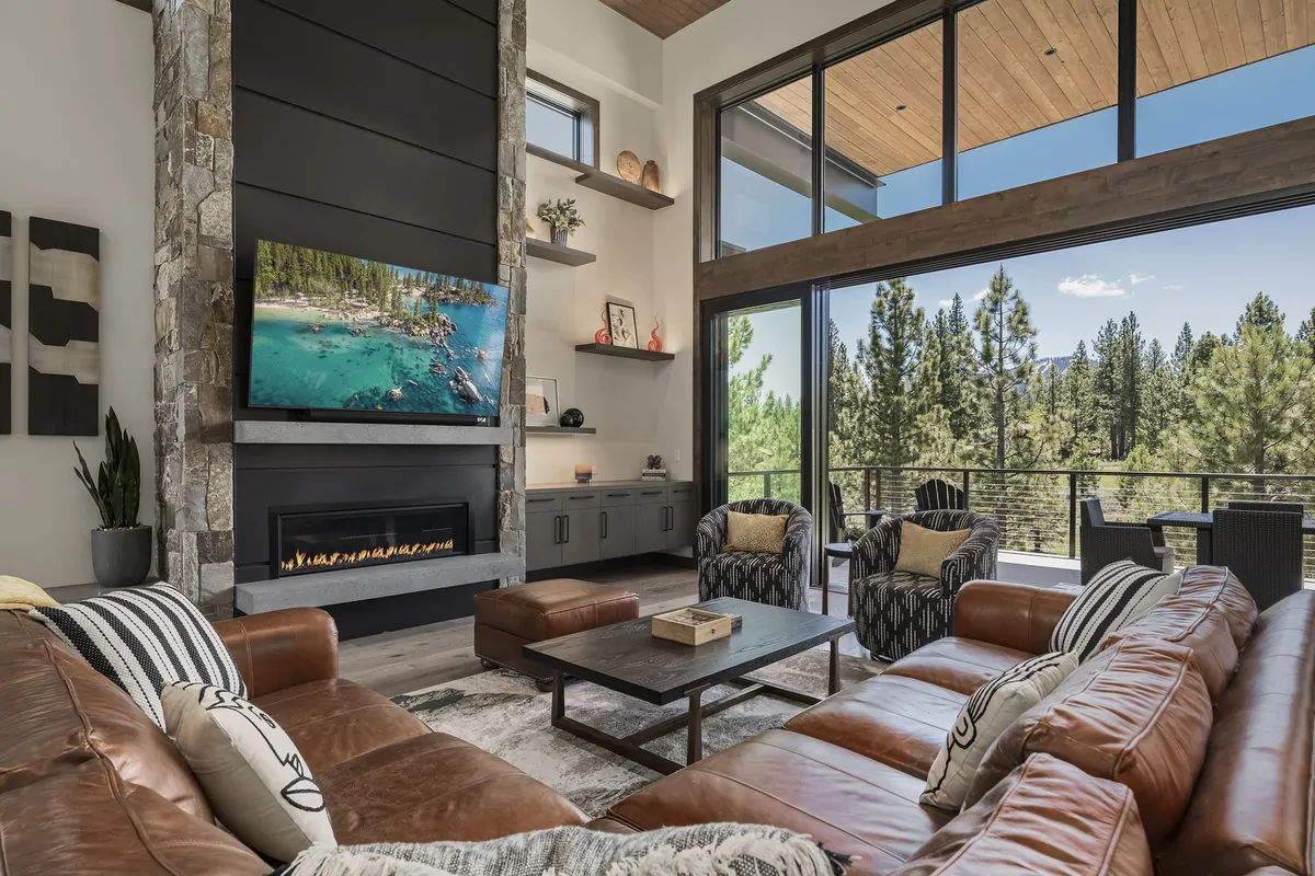 Alpine Greenside Estate Living Area