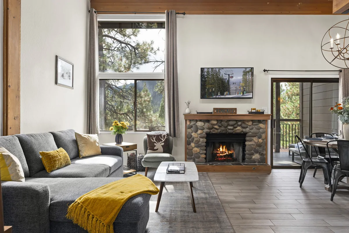 Living Room - Sagebrush Hideaway