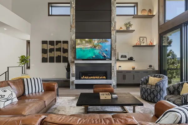 TV in the Living Room Alpine Greenside Estate