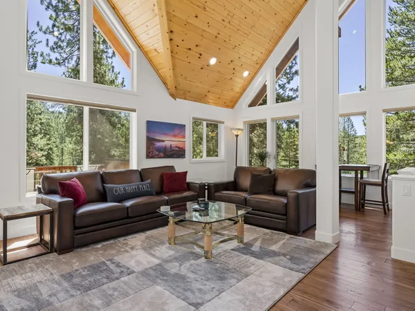 Secluded Stony Creek Lodge