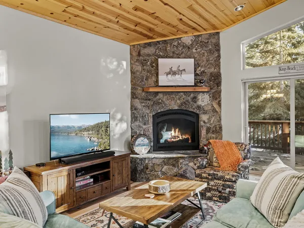 North Lake Tahoe Vacation Lodge
