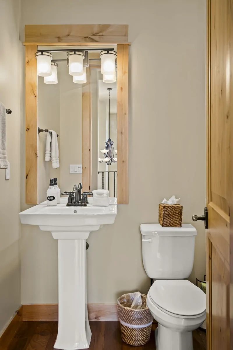 Bathroom 4