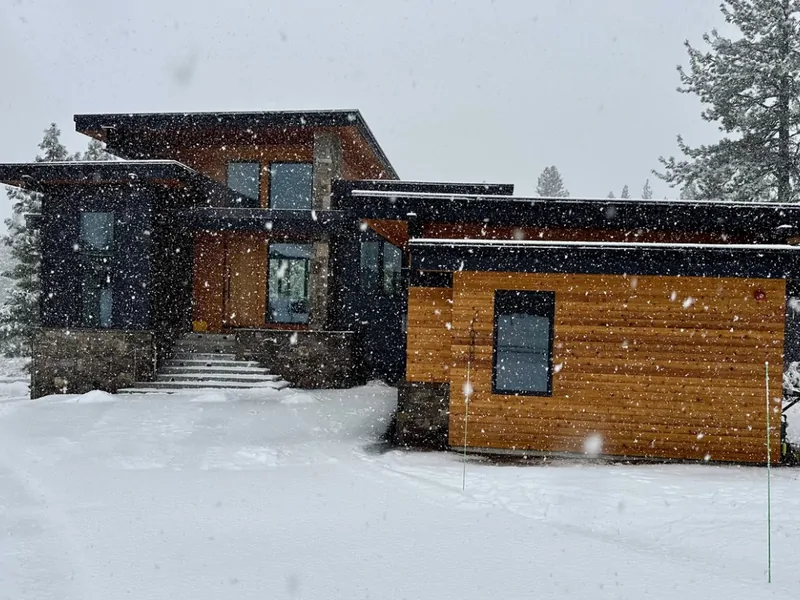 Alpine Greenside Winter