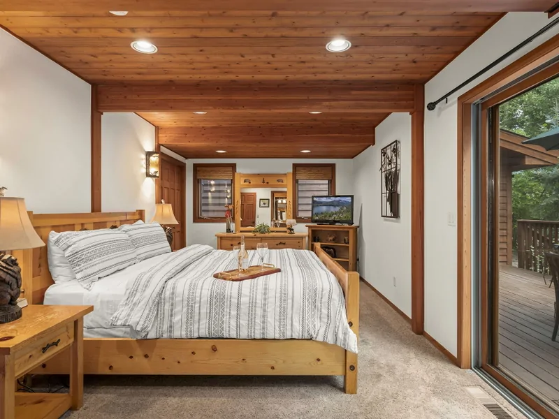 King Bed in the Master - Donner Lake Vacation Lodge
