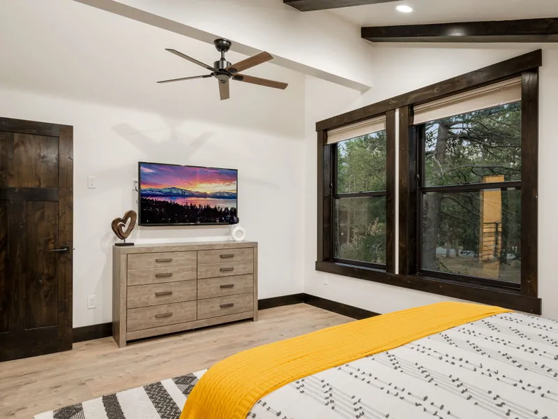 Heart of the Mountain Primary Bedroom TV