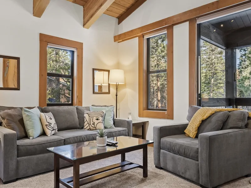 Living at Creekside Getaway at Northstar