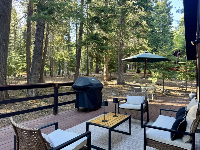 Deck Tahoe Cabin Haus