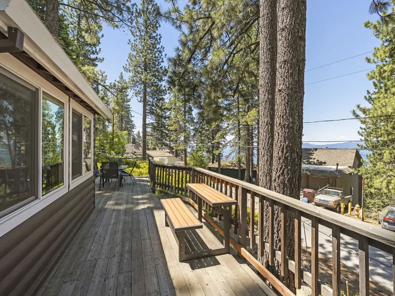 Treehouse Tahoe Cabin Back Deck