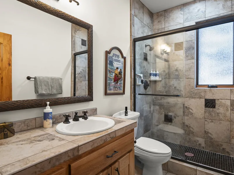 Shared Bath on the first Floor - Second Guest Bedroom with Queen - Moonridge Lodge