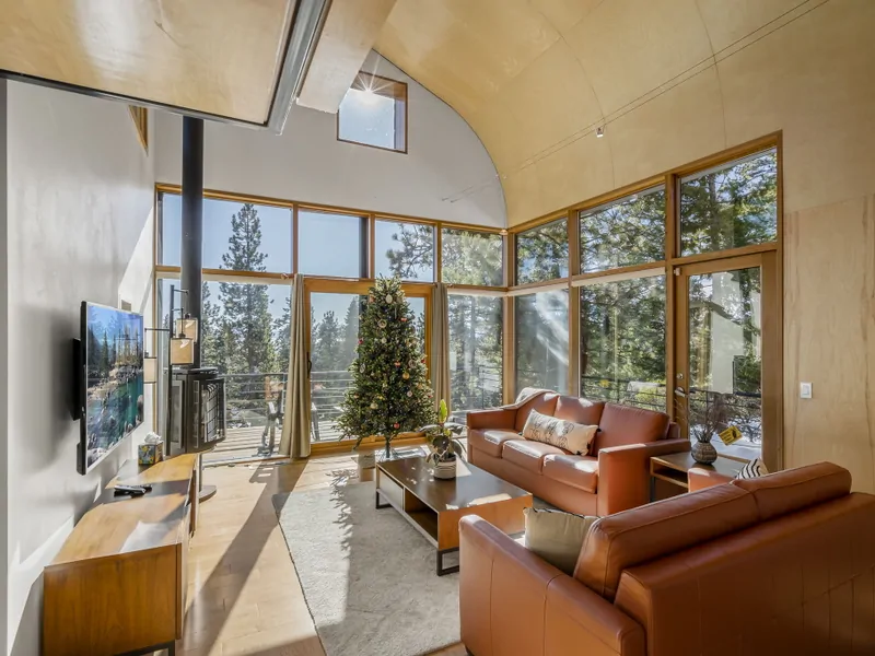 Tahoe Skyline Living Room
