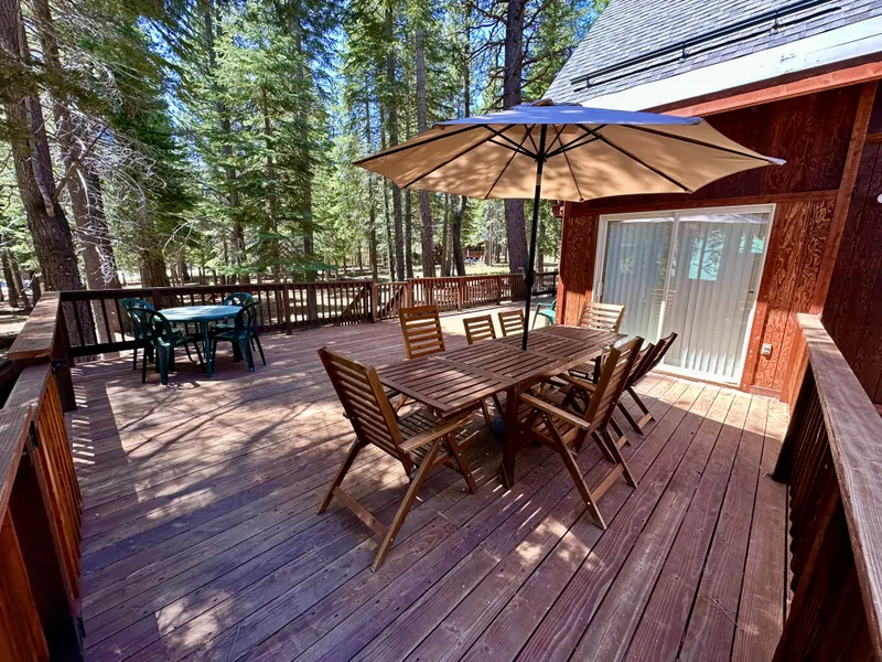 Patio:  Quittin' Time Chalet