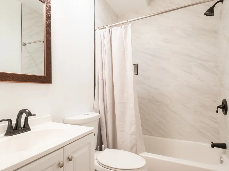 Bathroom 2, Full Bath, Shower Tub