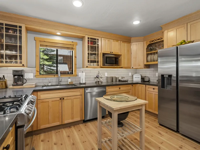 Kitchen: Camp Howdy