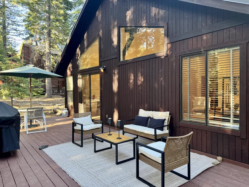 Back Deck Tahoe Cabin Haus