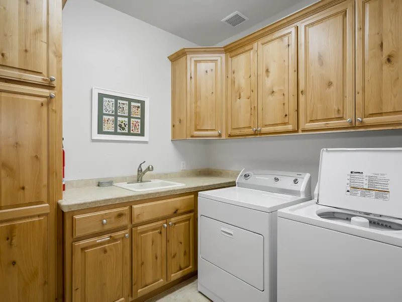 Laundry Room: Pinyon Creek Upscale Vacation Retreat