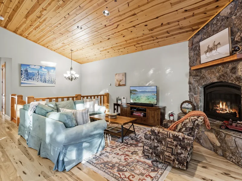 Living Room:North Lake Tahoe Vacation Lodge