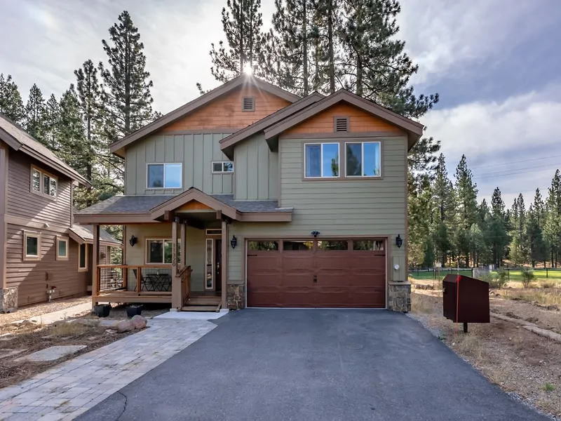 Front view of home: Wolverine Truckee Getaway