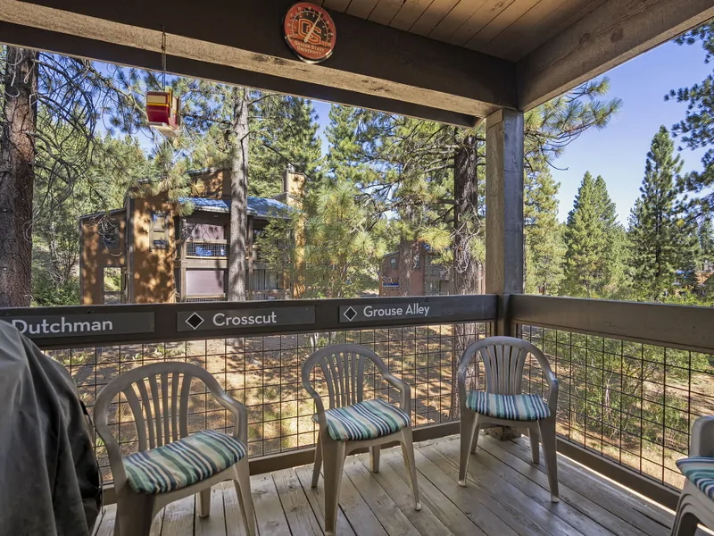 Deck: Northstar Silver Strike Family Retreat