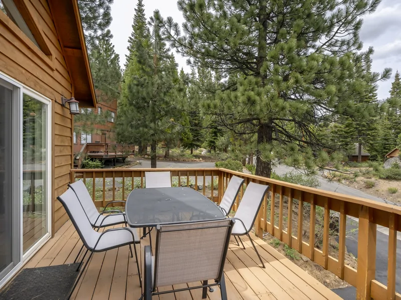 2nd-level front deck: Exquisite Alpine Chalet
