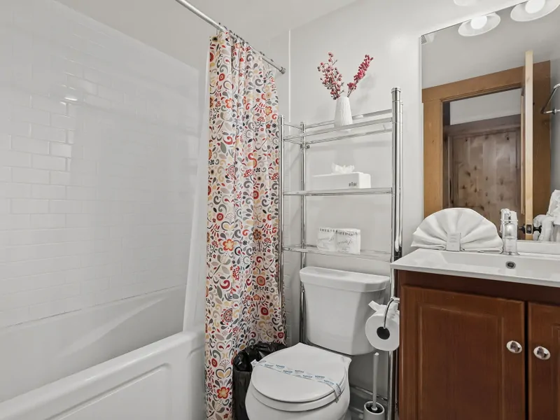 Bathroom 2, Shared bath at Creekside Getaway at Northstar