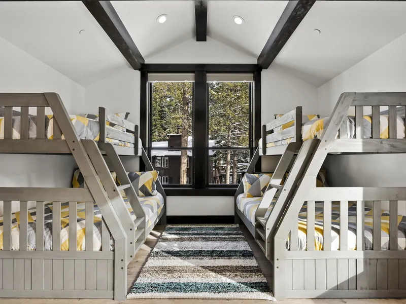 Bunk Beds Heart of the Mountain