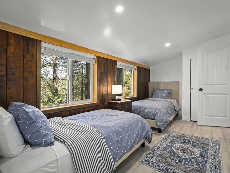 Twin Bedroom Tahoe Blue Haus
