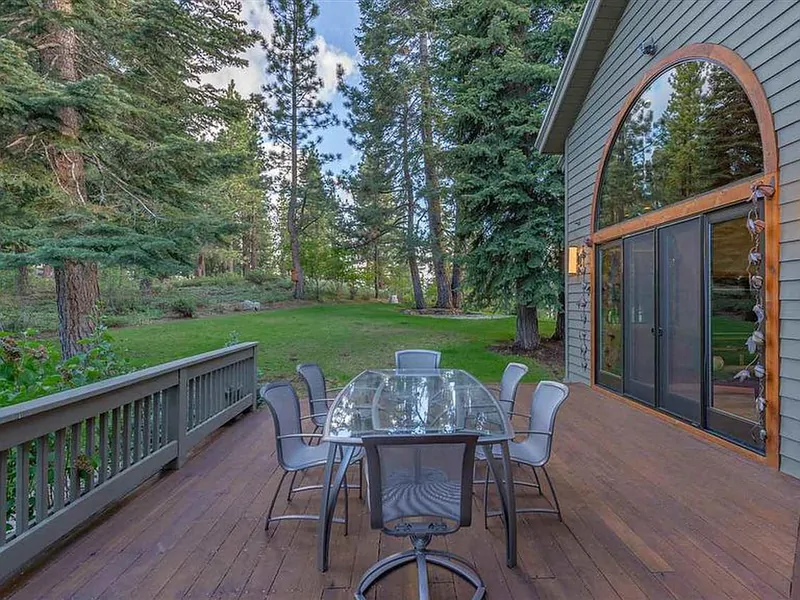 Private patio: Hilltop Manor in Tahoe Donner