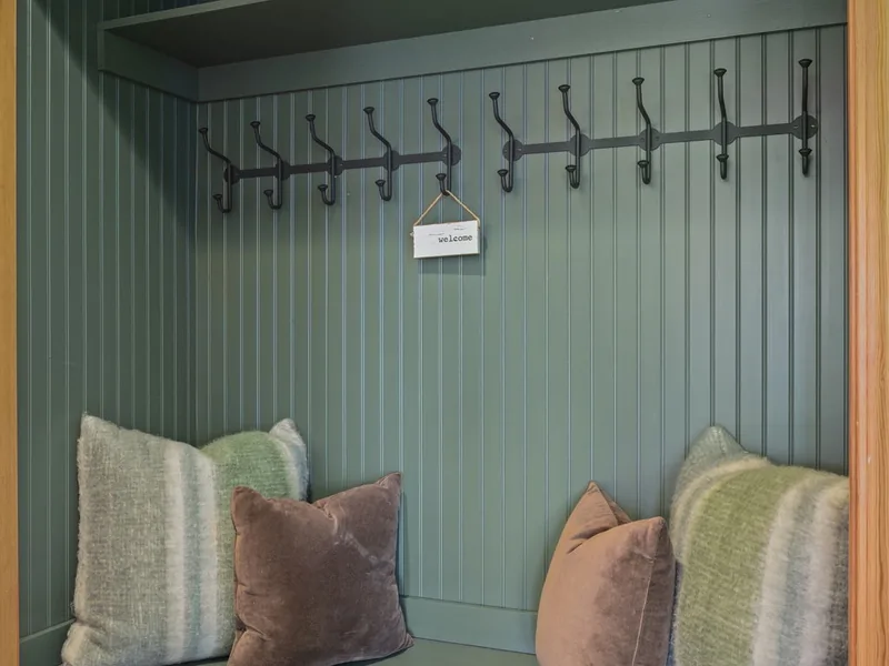 Coat Closet: Heritage Crest Tahoe