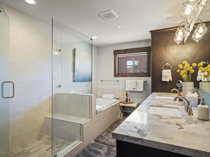 Upstairs Master Bathroom Stellar's Nest