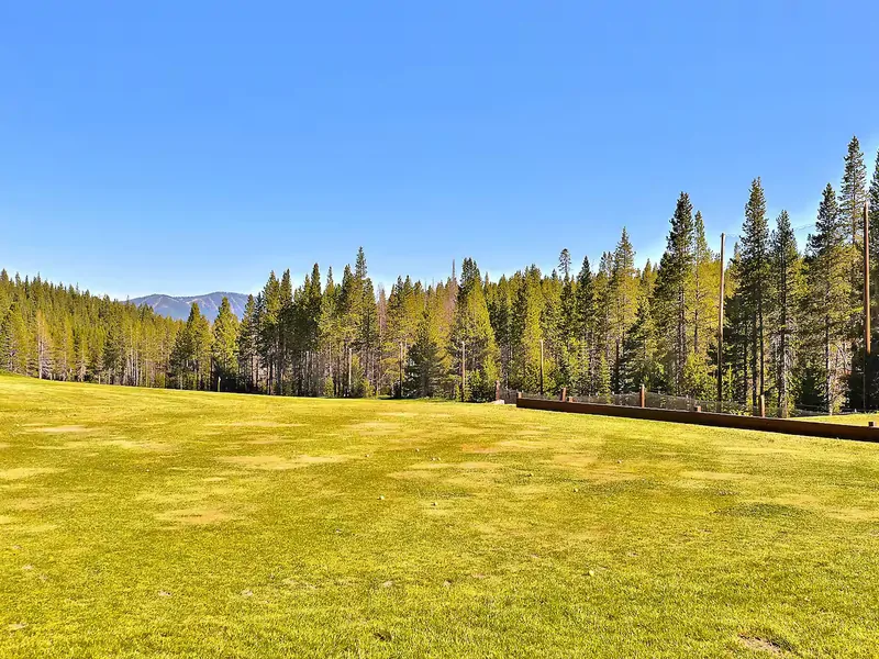 Tranquil Open Space at Trout Creek Rec. Center – Per-Person, Per-Day Fee Applies at the Facility and is Subject to Change