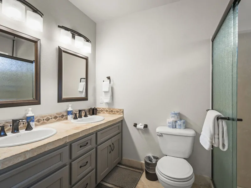 Primary Bathroom: Mountain Relaxation Haven