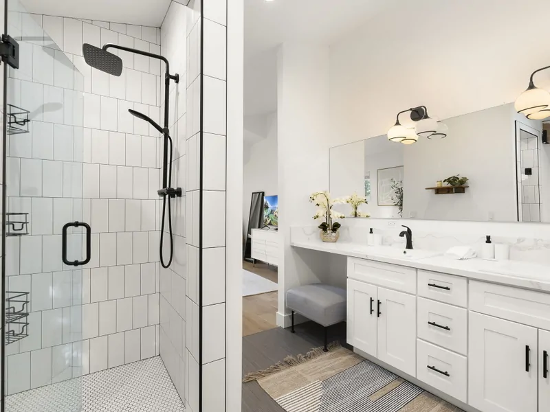 Primary Bathroom: Walk-in Shower and Tub