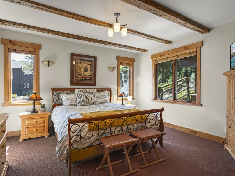 Second Primary Suite - Moonridge Lodge