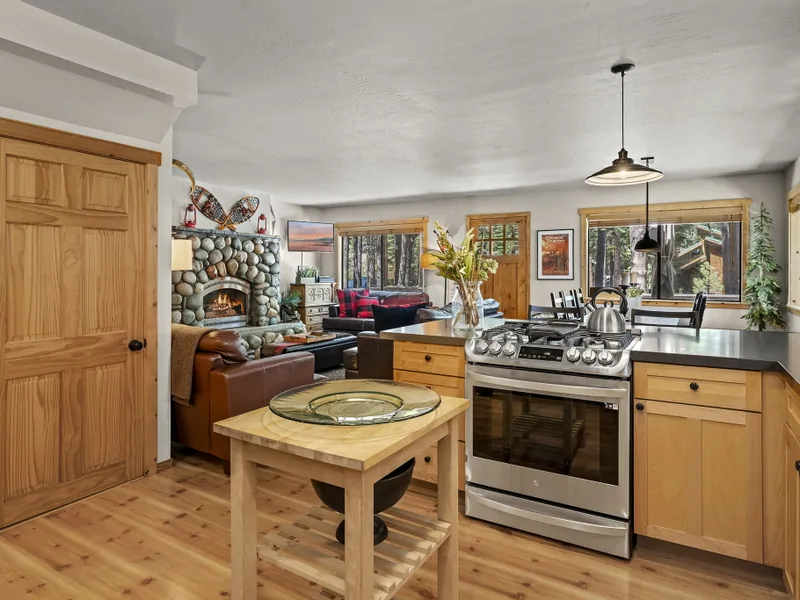 Kitchen: Camp Howdy
