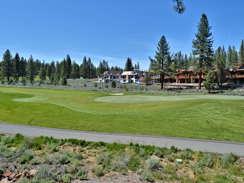 Landscape Outside Vacation Rental in Truckee CA. : Schaffer's Mill Vacation Lodge