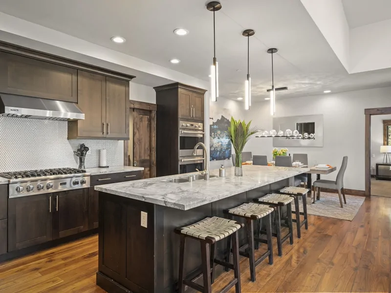 Kitchen Stellar's Nest