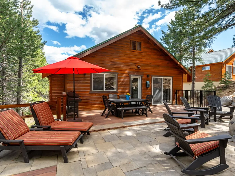 Back Porch: Mountain Relaxation Haven