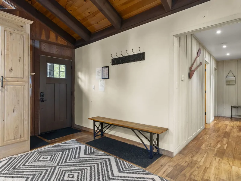 Entry - Timberwood Cabin