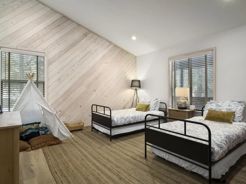 Twin Bedroom Tahoe Cabin Haus