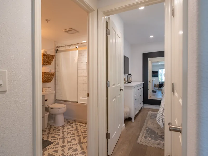 Hallway:  Sweetbriar Garden Suite