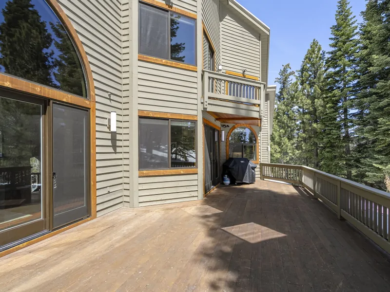 Private patio: Hilltop Manor in Tahoe Donner