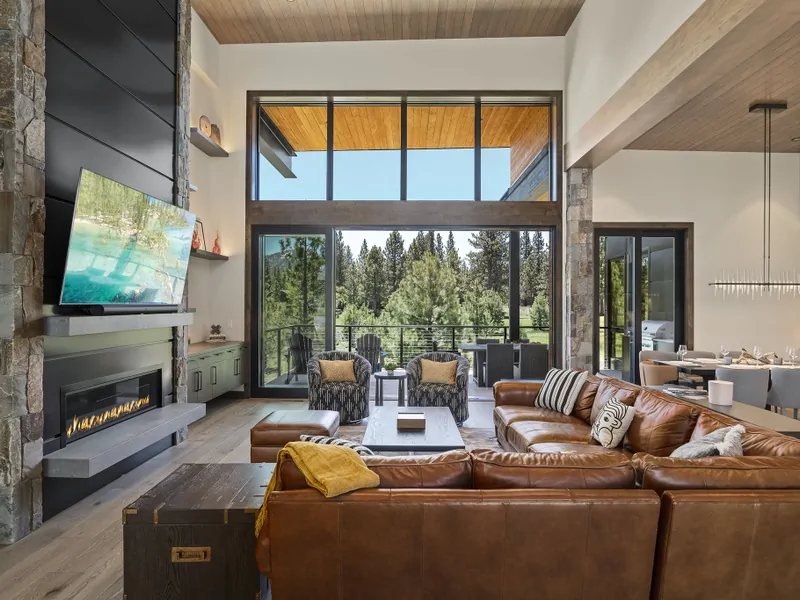 Alpine Greenside Estate Living Room