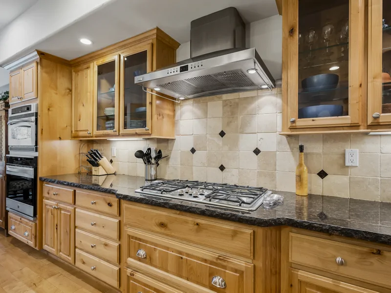 Kitchen: Pinyon Creek Upscale Vacation Retreat