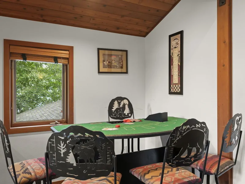 Game Table - Donner Lake Vacation Lodge