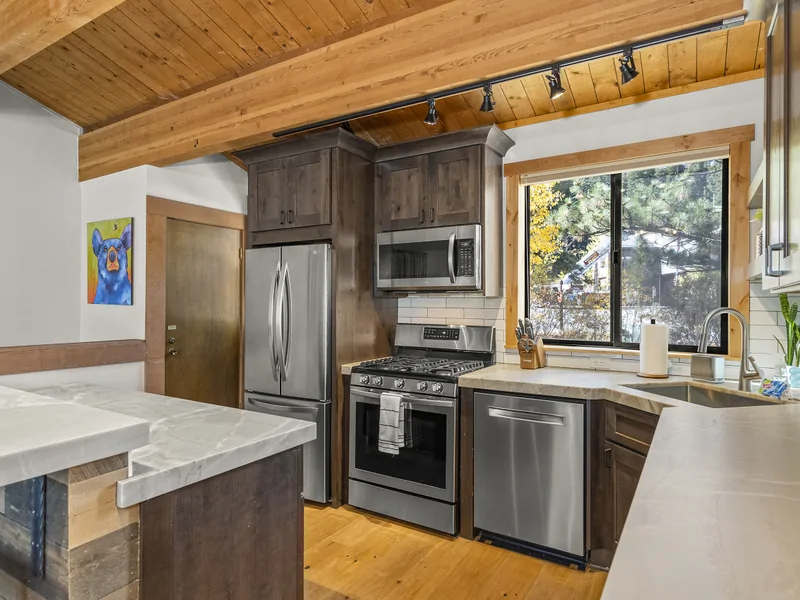 Kitchen Area : Aspen Grove Hideaway at Northstar