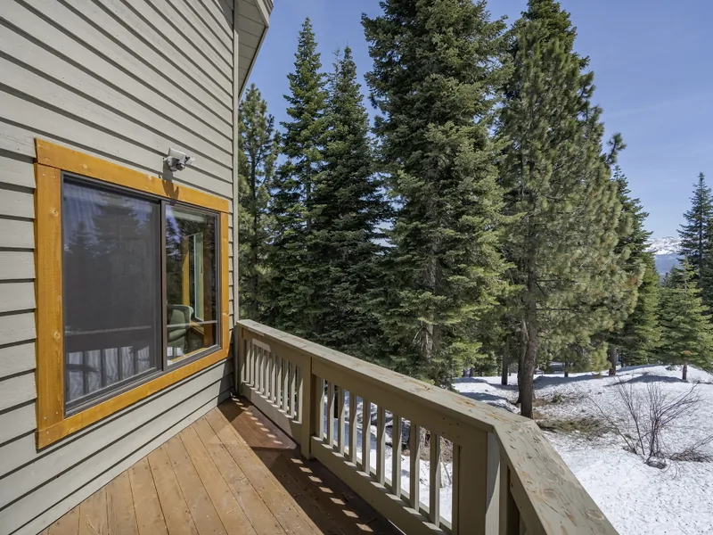 Private patio: Hilltop Manor in Tahoe Donner
