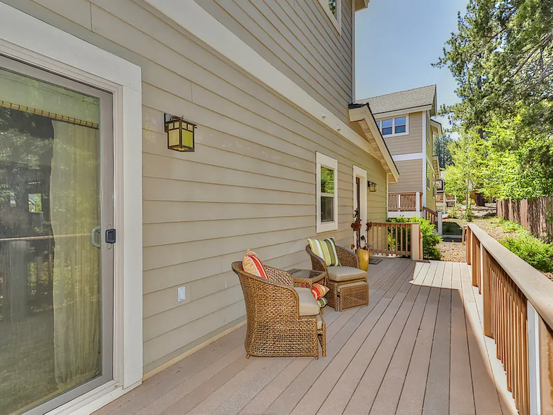 Back Deck with Seating:  Wintercreek Mountain Delight