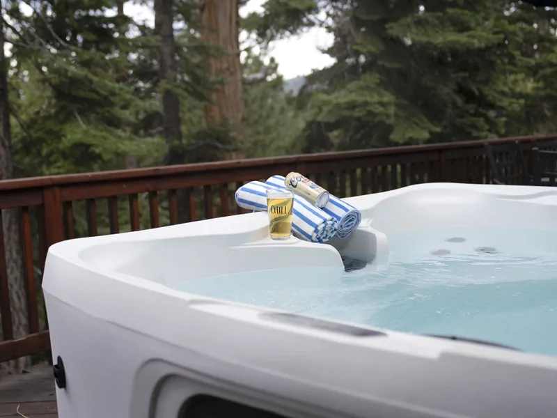 Private hot tub: Tahoe Alpine Hideaway